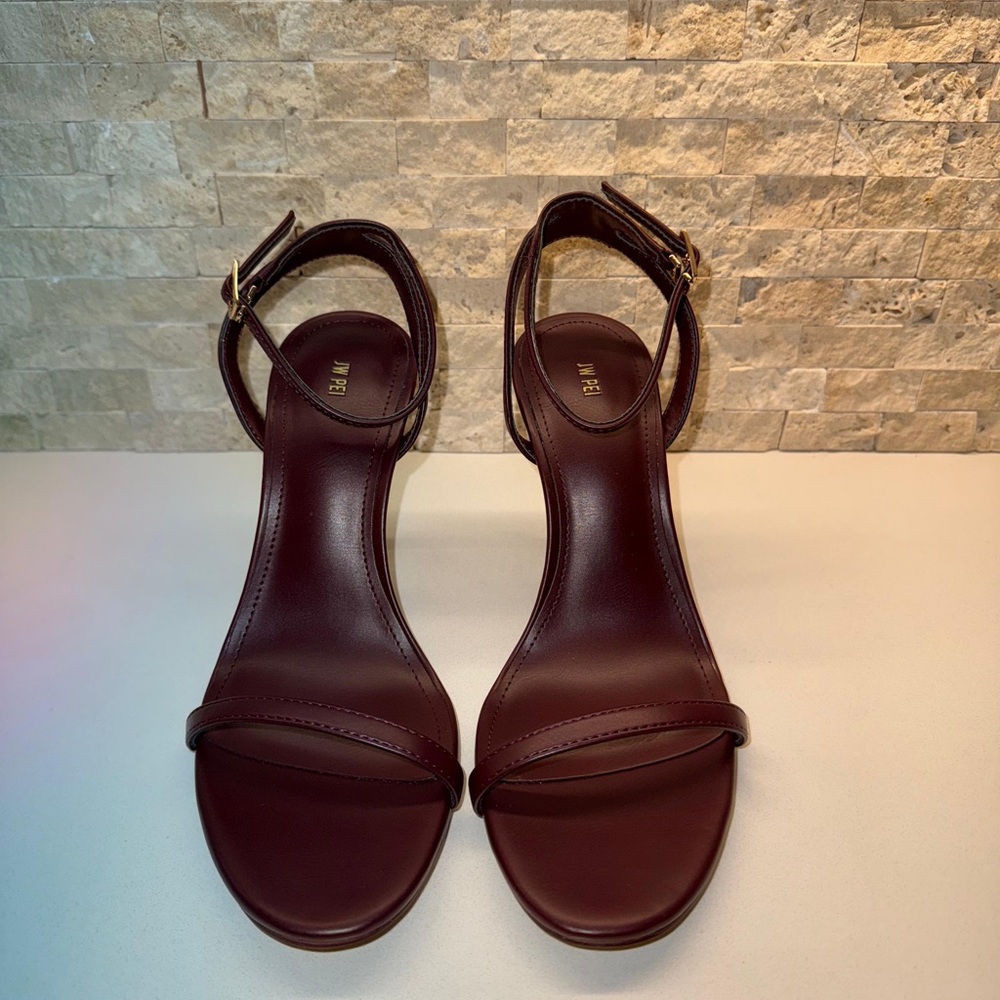 JW PEI SHOES size 7.5